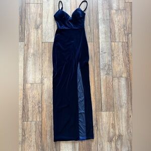 Elegant Blue Velvet Evening Gown